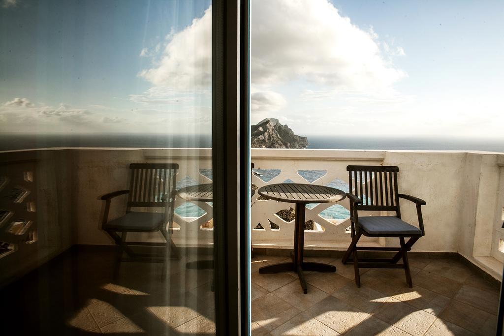 Apartment Archipelagos *