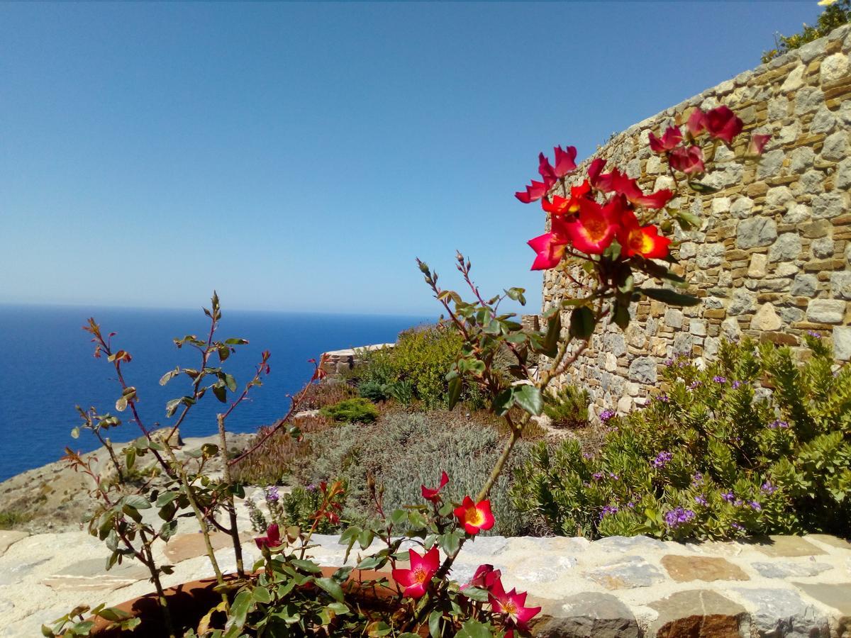 Archipelagos * Olympos (Karpathos)
